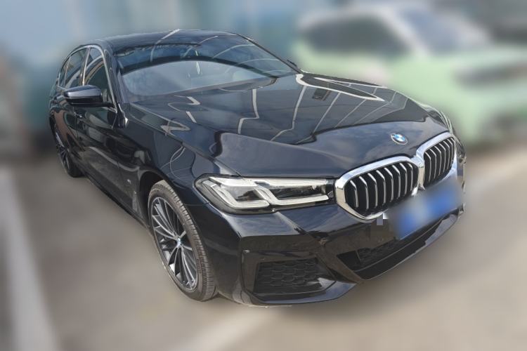Used BMW 5 Series 2023 530Li Leading Model M Sport Package Front Right 45 Deg