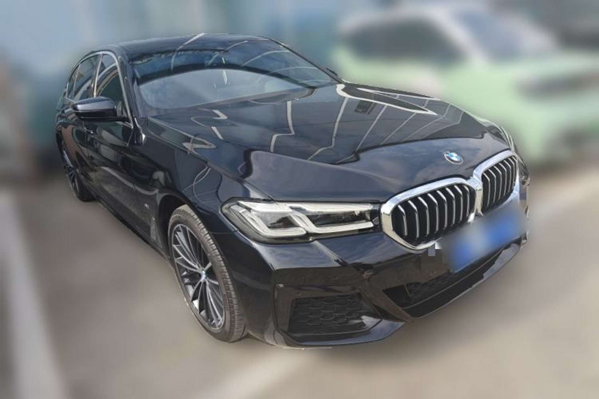 Used BMW 5 Series 2023 530Li Leading Model M Sport Package Front Right 45 Deg