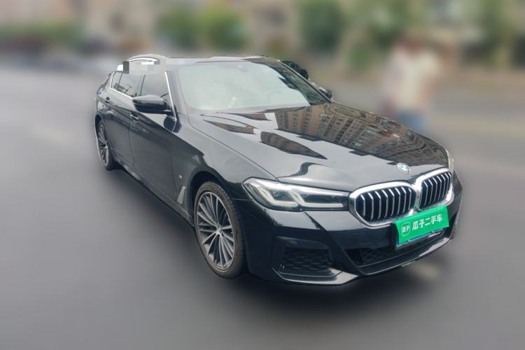 Used BMW 5 Series 2023 530Li Leading Model M Sport Package Front Right 45 Deg