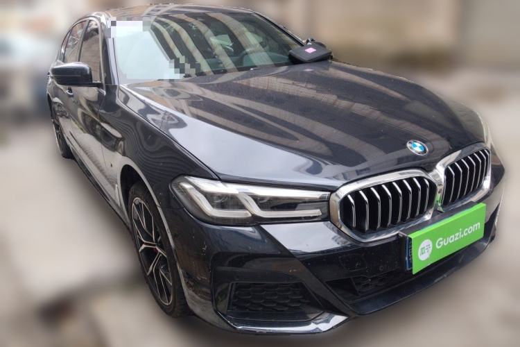 Used BMW 5 Series 2023 530Li Luxury Edition Premium Package Front Right 45 Deg