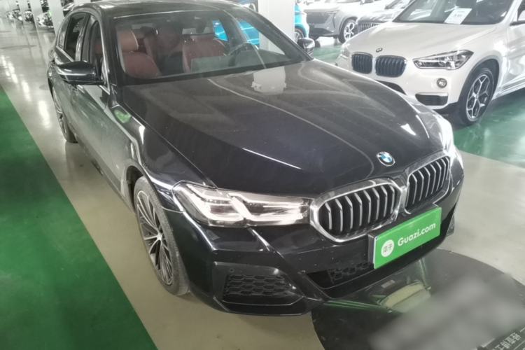 Used BMW 5 Series 2023 530Li Leading Model M Sport Package Front Right 45 Deg