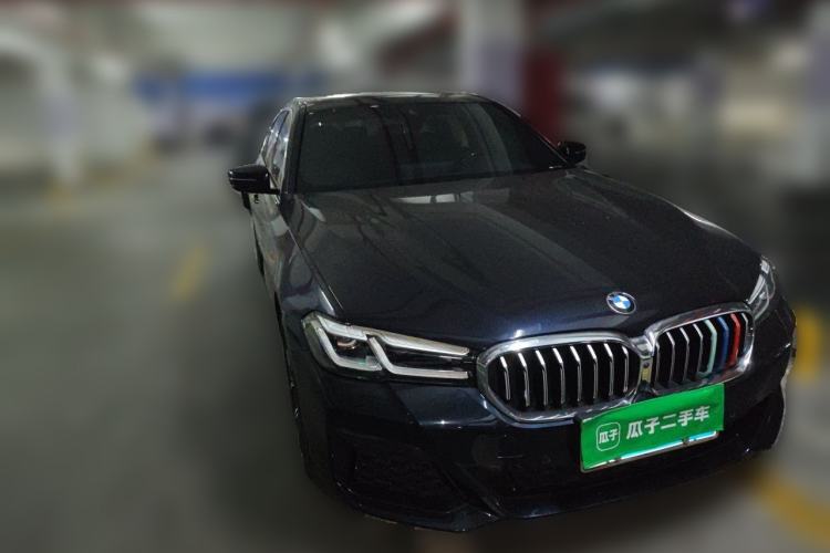 Used BMW 5 Series 2023 530Li Luxury Edition M Sport Package Front Right 45 Deg