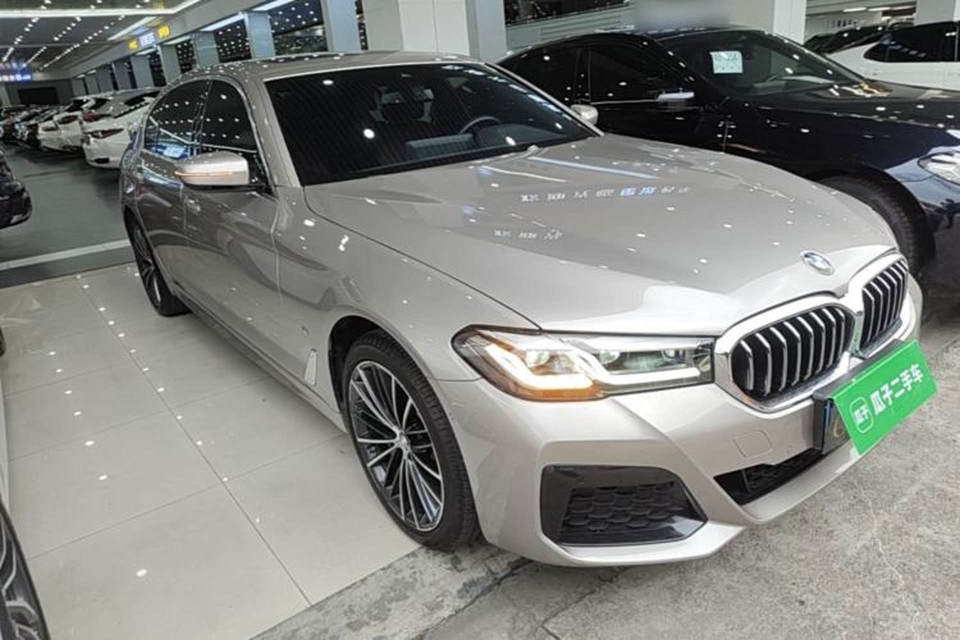 Used BMW 5 Series 2023 530Li Leading Model M Sport Package Front Right 45 Deg