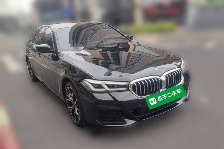 Used BMW 5 Series 2023 530Li Luxury Edition M Sport Package Front Right 45 Deg