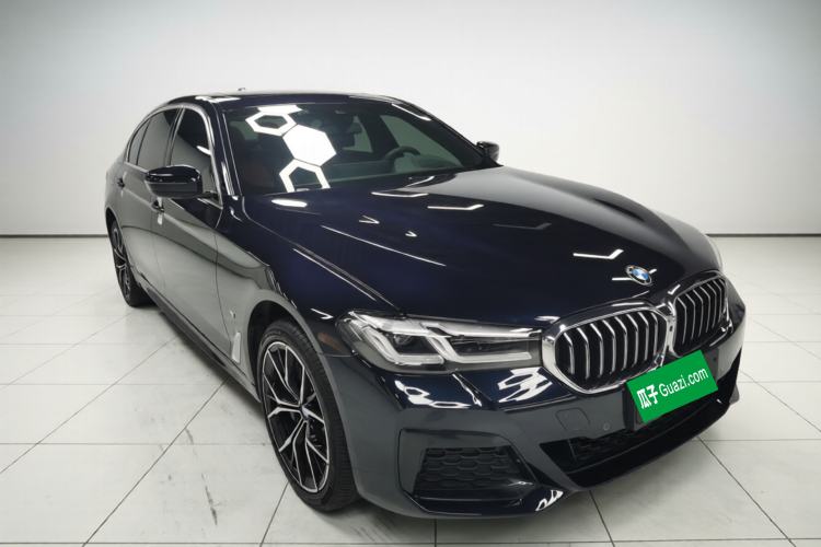 Used BMW 5 Series 2023 530Li Luxury Edition M Sport Package Front Right 45 Deg