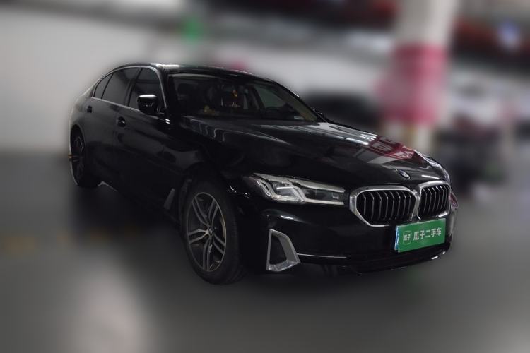 Used BMW 5 Series 2023 530Li Leading Edition Luxury Package Front Right 45 Deg