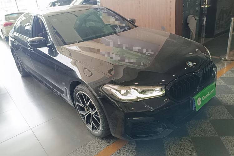 Used BMW 5 Series 2023 530Li Luxury Edition M Sport Package Front Right 45 Deg