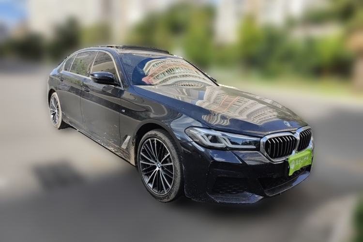 Used BMW 5 Series 2023 Restyled 530Li Leading Edition M Sport Package Front Right 45 Deg