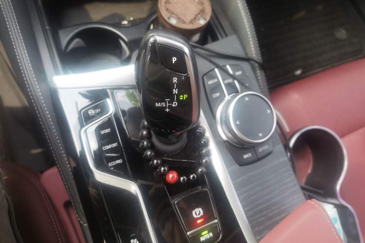 Used BMW 5 Series 2023 530Li xDrive M Sport Package Gear Lever