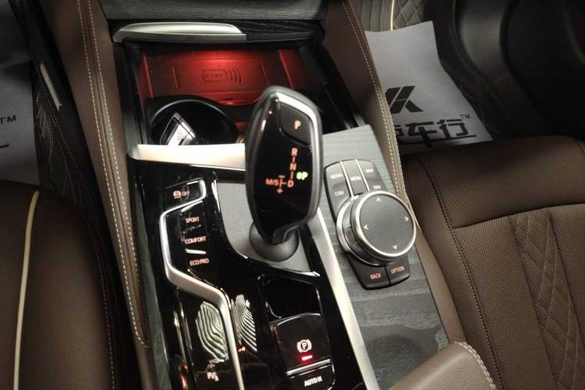 Used BMW 5 Series 2023 530Li Leading Model M Sport Package Gear Lever
