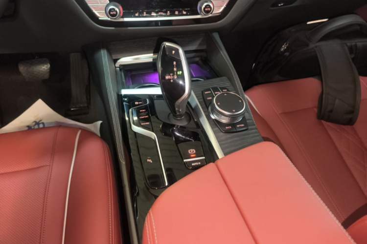 Used BMW 5 Series 2023 530Li Leading Model M Sport Package Gear Lever