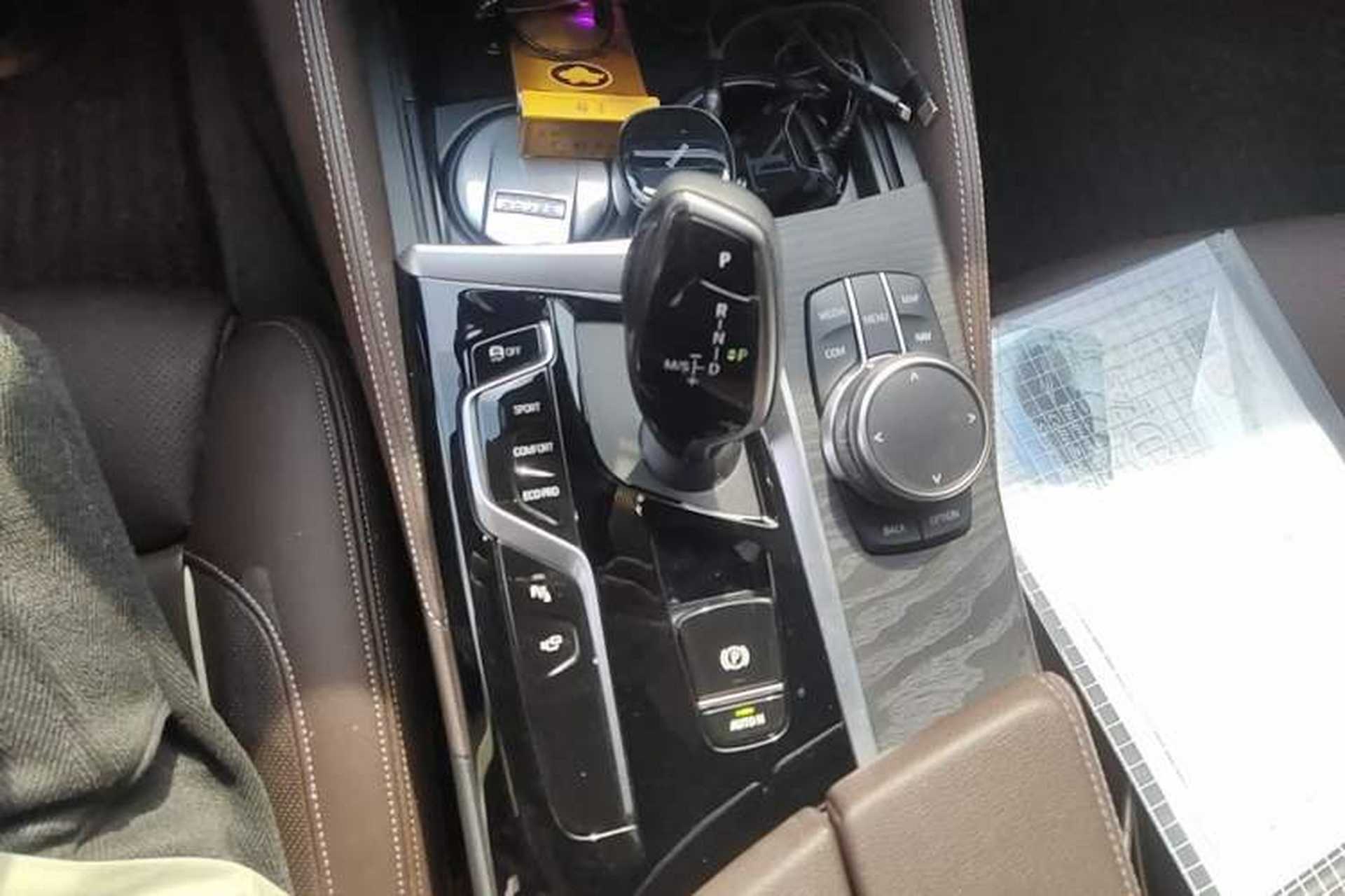 Used BMW 5 Series 2023 Restyled 530Li Luxury Edition M Sport Package Gear Lever