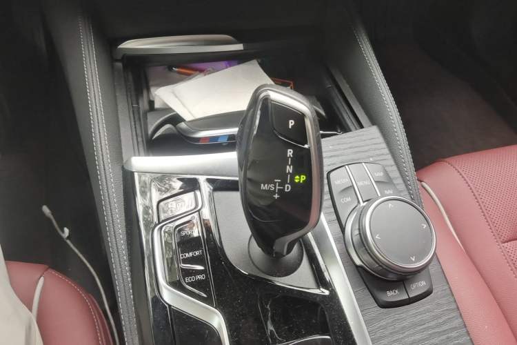 Used BMW 5 Series 2023 530Li Leading Model M Sport Package Gear Lever