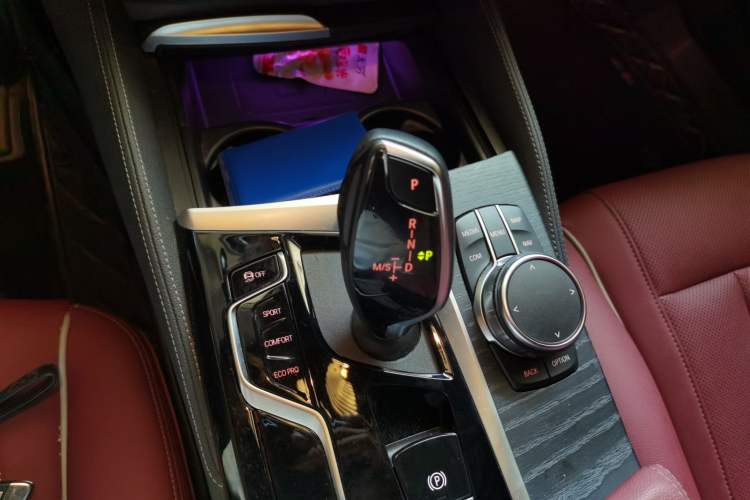 Used BMW 5 Series 2023 530Li Leading Model M Sport Package Gear Lever