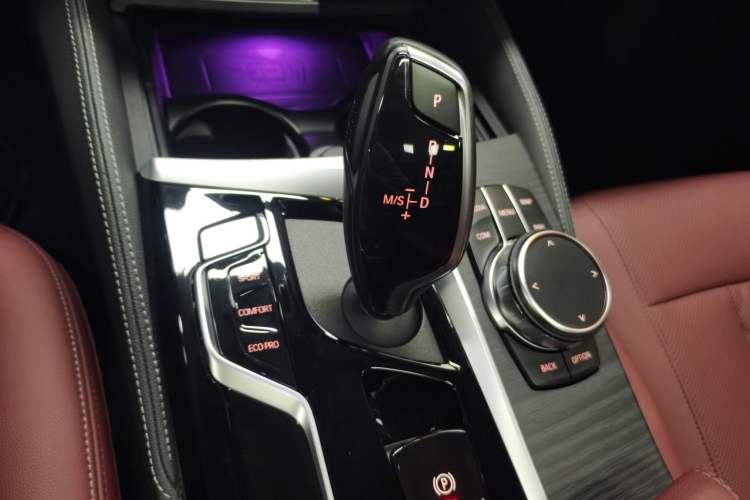 Used BMW 5 Series 2023 Restyled 530Li Leading Edition M Sport Package Gear Lever