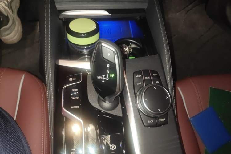Used BMW 5 Series 2023 530Li Leading Model M Sport Package Gear Lever