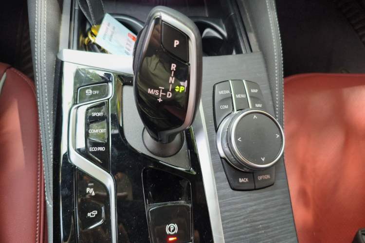 Used BMW 5 Series 2023 530Li Leading Edition Luxury Package Gear Lever