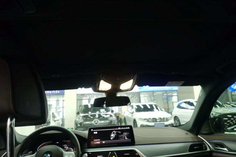 Used BMW 5 Series 2023 530Li Luxury Edition M Sport Package Headliner