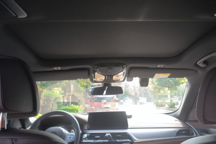 Used BMW 5 Series 2023 530Li Luxury Edition M Sport Package Headliner