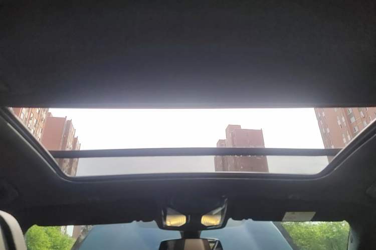 Used BMW 5 Series 2023 Restyled 530Li Luxury Edition M Sport Package Headliner
