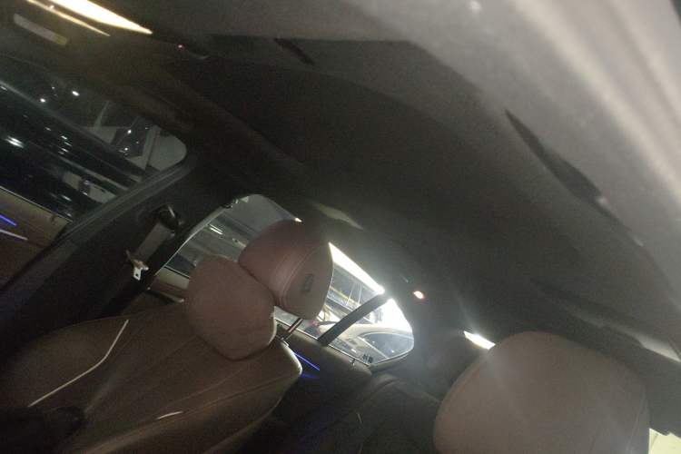 Used BMW 5 Series 2023 Restyled 530Li Leading Edition M Sport Package Headliner