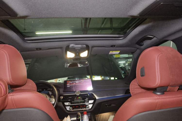Used BMW 5 Series 2023 Restyled 530Li Leading Edition M Sport Package Headliner
