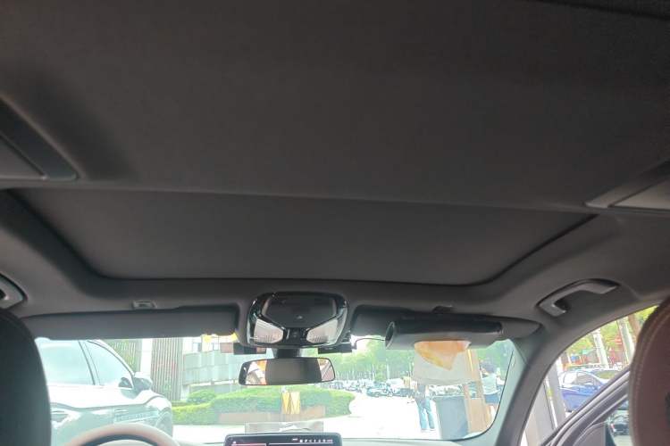Used BMW 5 Series 2023 530Li Leading Model M Sport Package Headliner