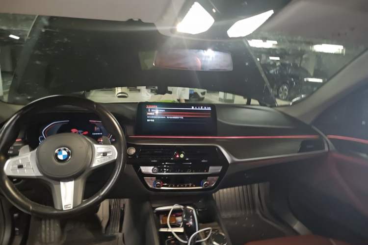 Used BMW 5 Series 2023 530Li Leading Edition Luxury Package Headliner