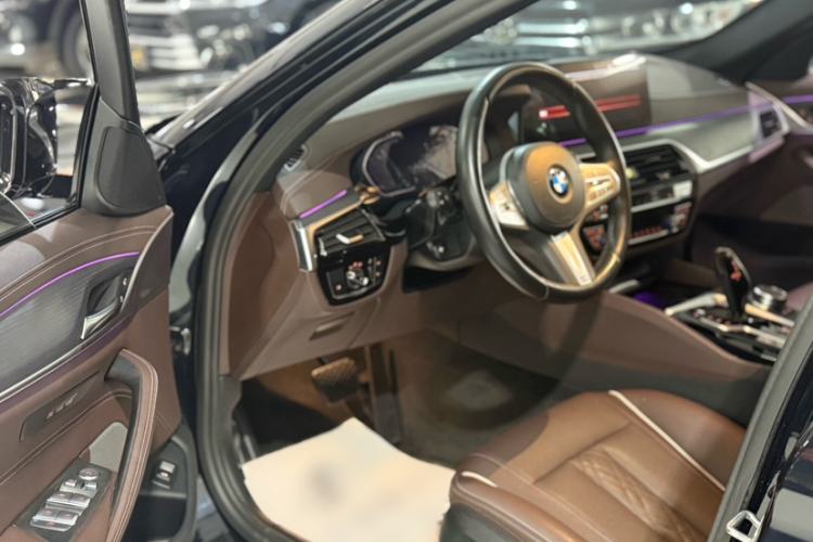 Used BMW 5 Series 2023 530Li Leading Model M Sport Package Interior 1