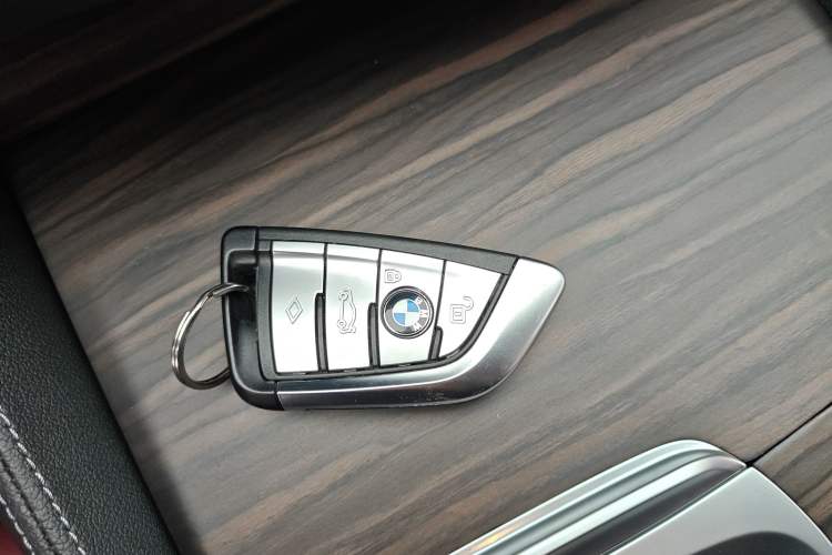 Used BMW 5 Series 2023 530Li Leading Edition Luxury Package Interior 1