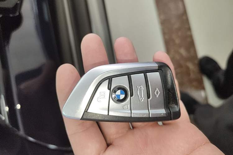 Used BMW 5 Series 2023 530Li Leading Model M Sport Package Interior 1