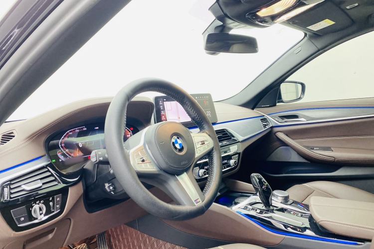 Used BMW 5 Series 2023 Restyled 530Li Leading Edition M Sport Package Interior 1