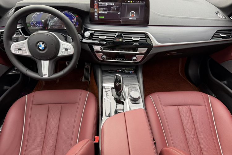 Used BMW 5 Series 2023 Restyled 530Li Leading Edition M Sport Package Interior 1