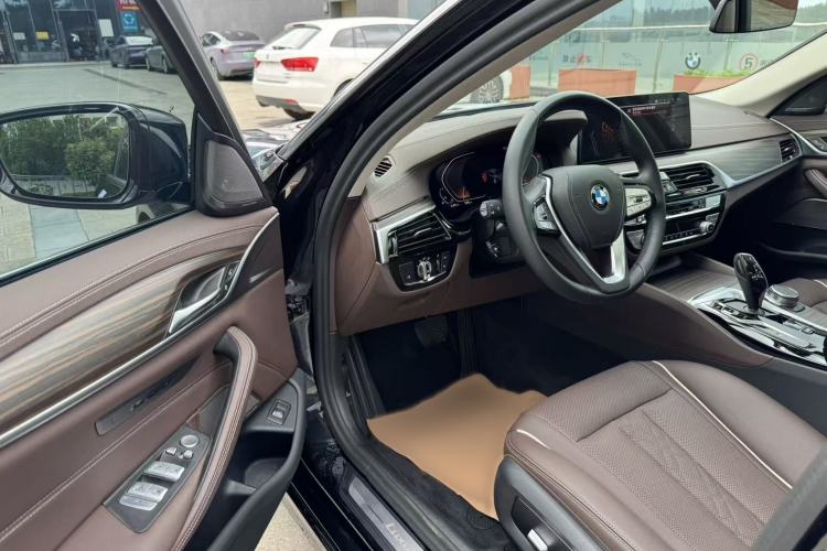 Used BMW 5 Series 2023 530Li Leading Edition Luxury Package Interior 1