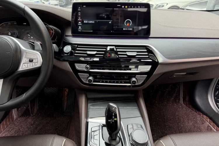 Used BMW 5 Series 2023 530Li Leading Model M Sport Package Interior 10