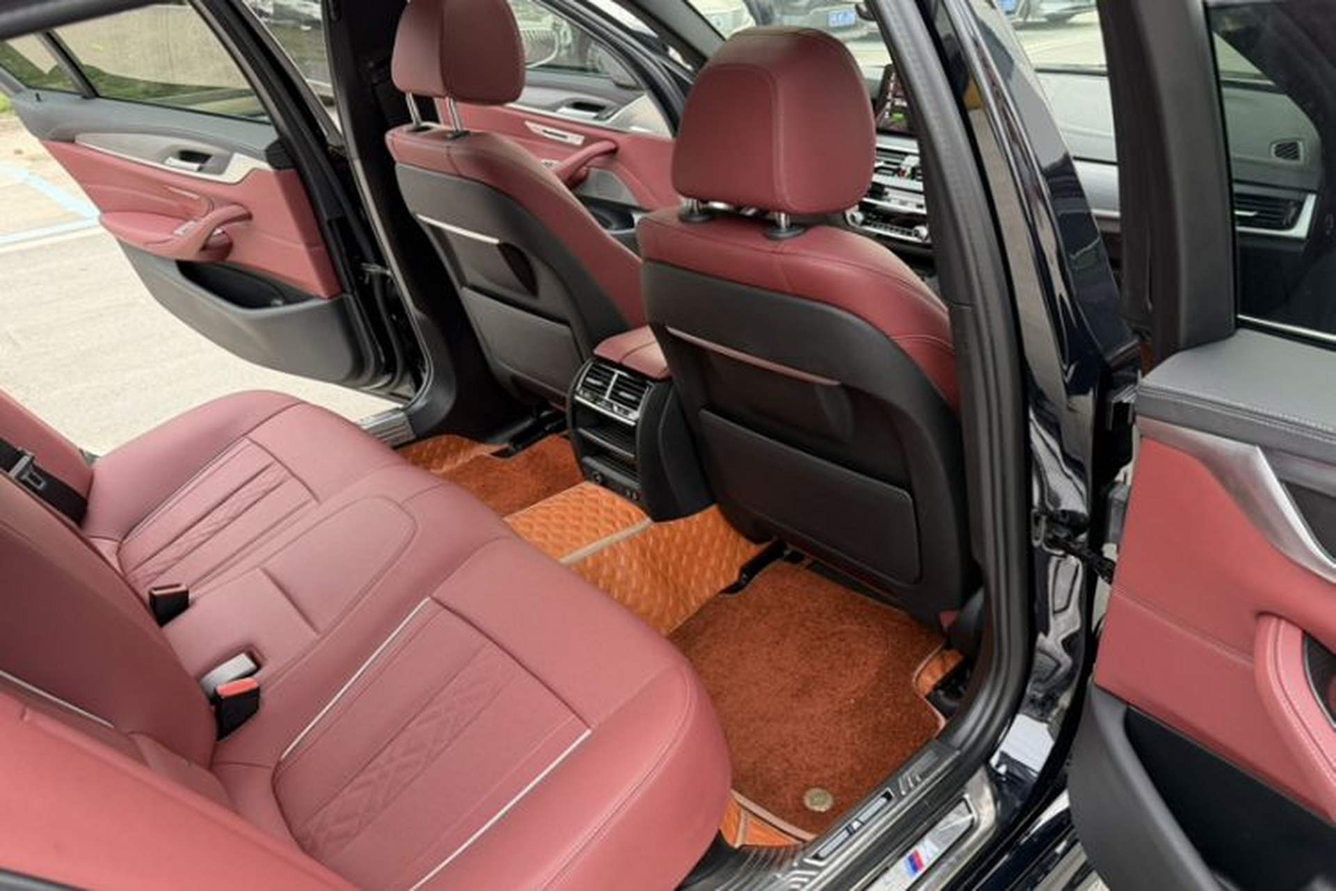 Used BMW 5 Series 2023 Restyled 530Li Leading Edition M Sport Package Interior 11