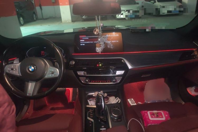 Used BMW 5 Series 2023 530Li Luxury Edition M Sport Package Interior 2