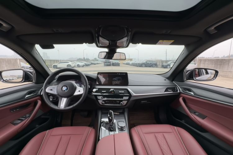 Used BMW 5 Series 2023 530Li Leading Model M Sport Package Interior 2