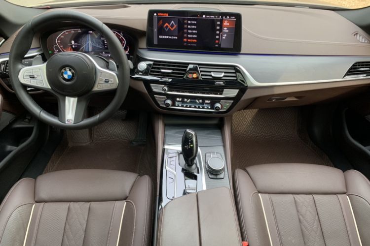 Used BMW 5 Series 2023 530Li Luxury Edition M Sport Package Interior 2