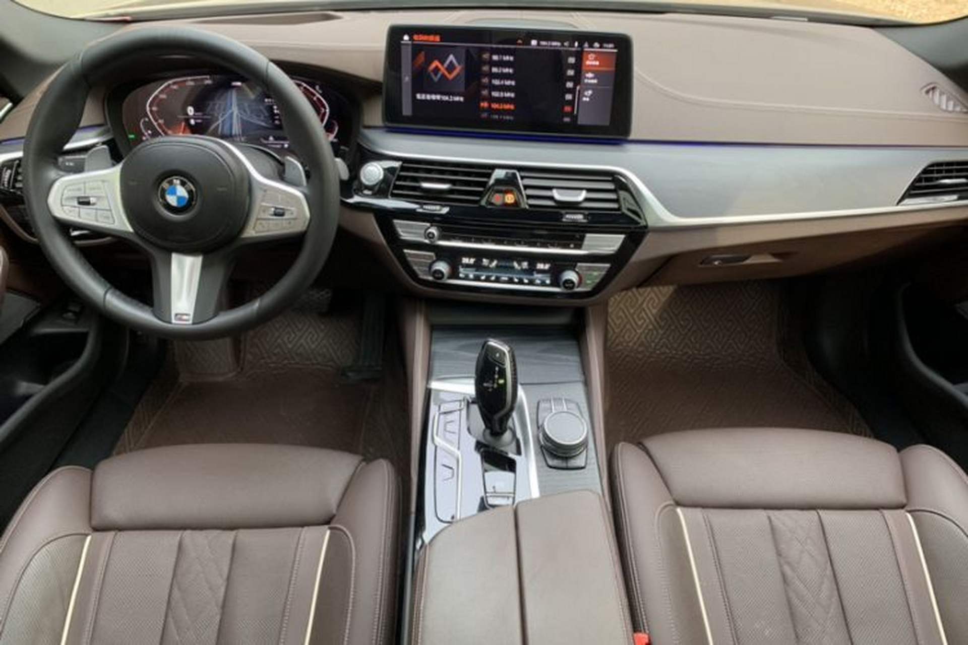 Used BMW 5 Series 2023 530Li Luxury Edition M Sport Package Interior 2
