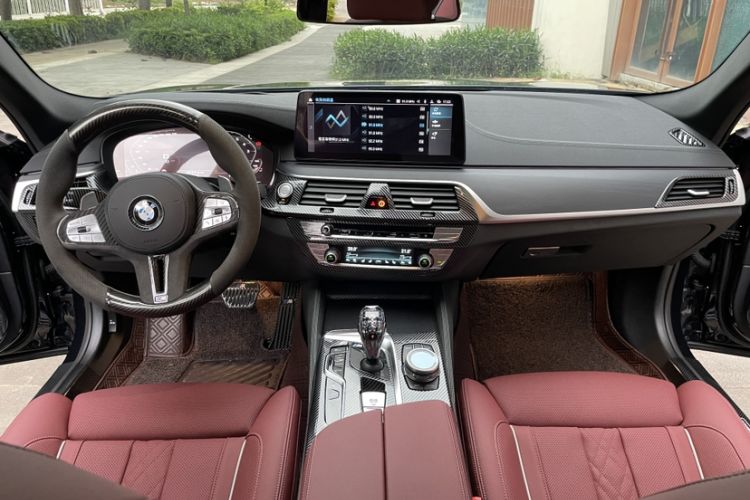 Used BMW 5 Series 2023 530Li Luxury Edition M Sport Package Interior 4