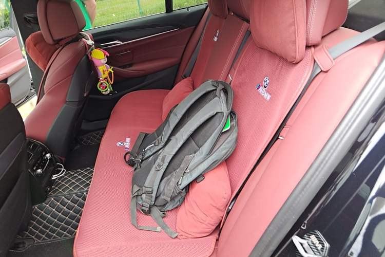 Used BMW 5 Series 2023 530Li Luxury Edition M Sport Package Interior 4