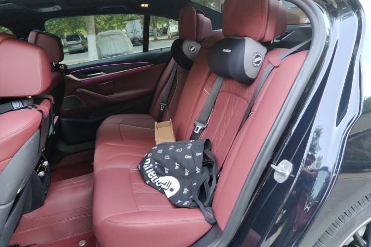 Used BMW 5 Series 2023 530Li Luxury Edition M Sport Package Interior 4