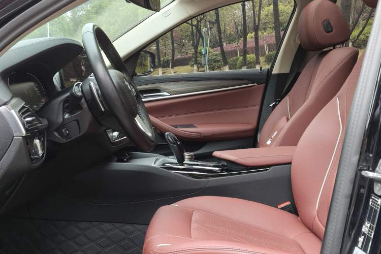 Used BMW 5 Series 2023 530Li Leading Edition Luxury Package Interior 5