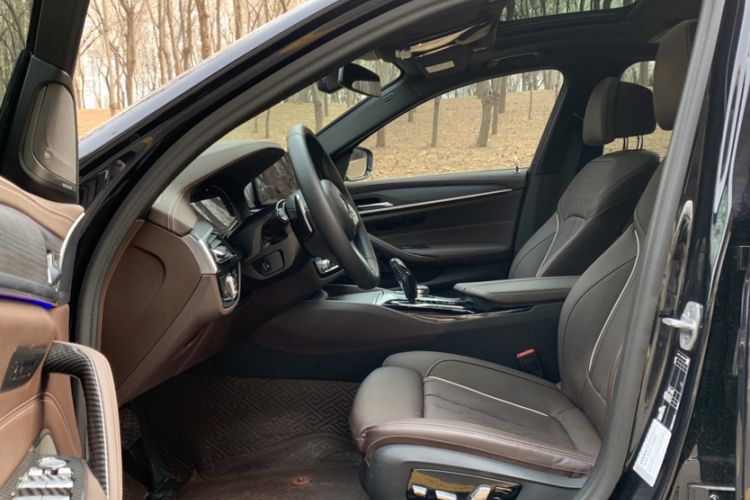 Used BMW 5 Series 2023 530Li Luxury Edition M Sport Package Interior 5