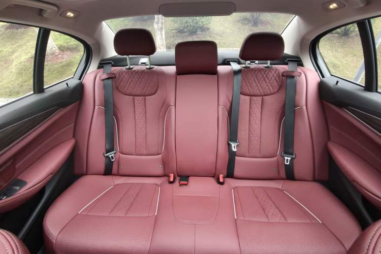 Used BMW 5 Series 2023 530Li Leading Edition Luxury Package Interior 8