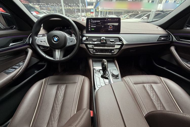 Used BMW 5 Series 2023 530Li Leading Model M Sport Package Interior 9