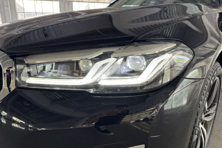 Used BMW 5 Series 2023 530Li xDrive Luxury Package Left Front Headlight