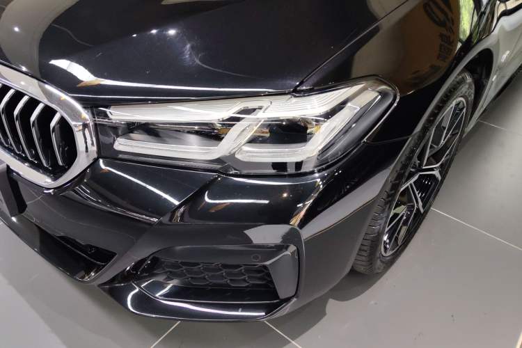Used BMW 5 Series 2023 Restyled 530Li Luxury Edition M Sport Package Left Front Headlight