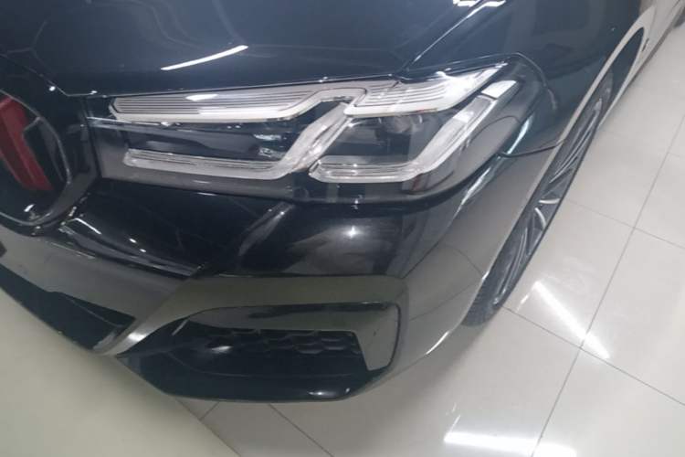 Used BMW 5 Series 2023 530Li Leading Model M Sport Package Left Front Headlight